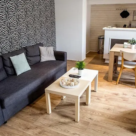 Be My Le Palais Grillet Apartment
